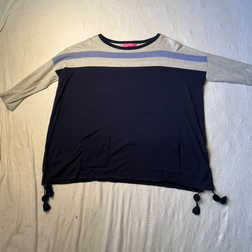 Lilly Pulitzer Women’s Top Size Large Gray & Navy 3/4 Sleeve Fringe Hem Blue Acc